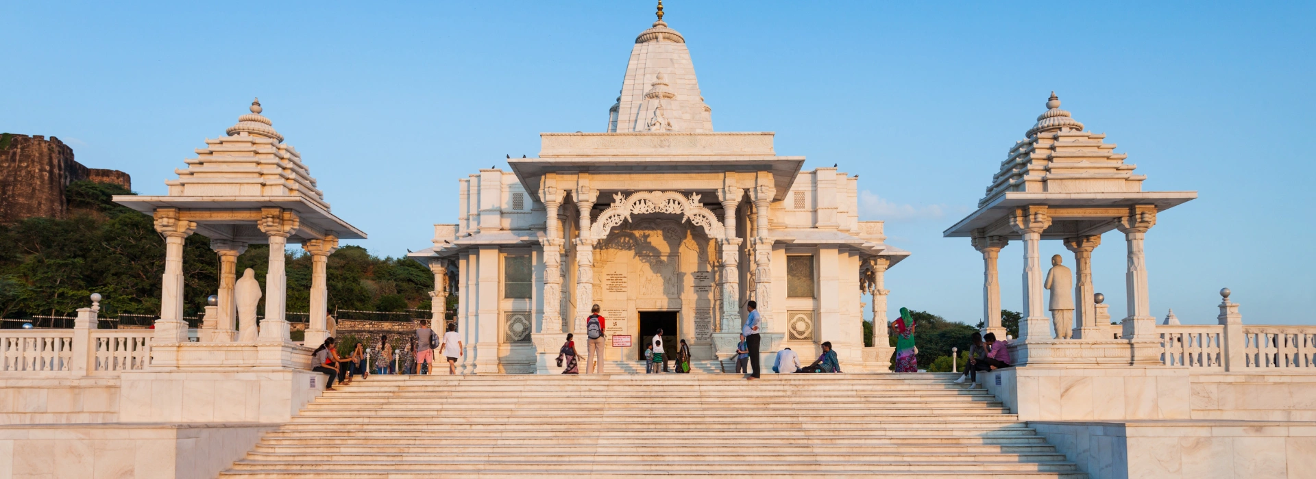 07 Days Golden Triangle Tour with Varanasi by Day Train